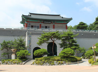 Image of Cheongju Municipal Daecheongho Art Museum
